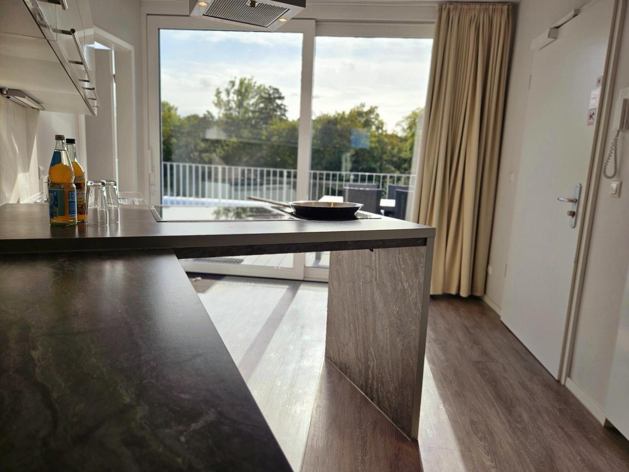 App 9 Penthouse 