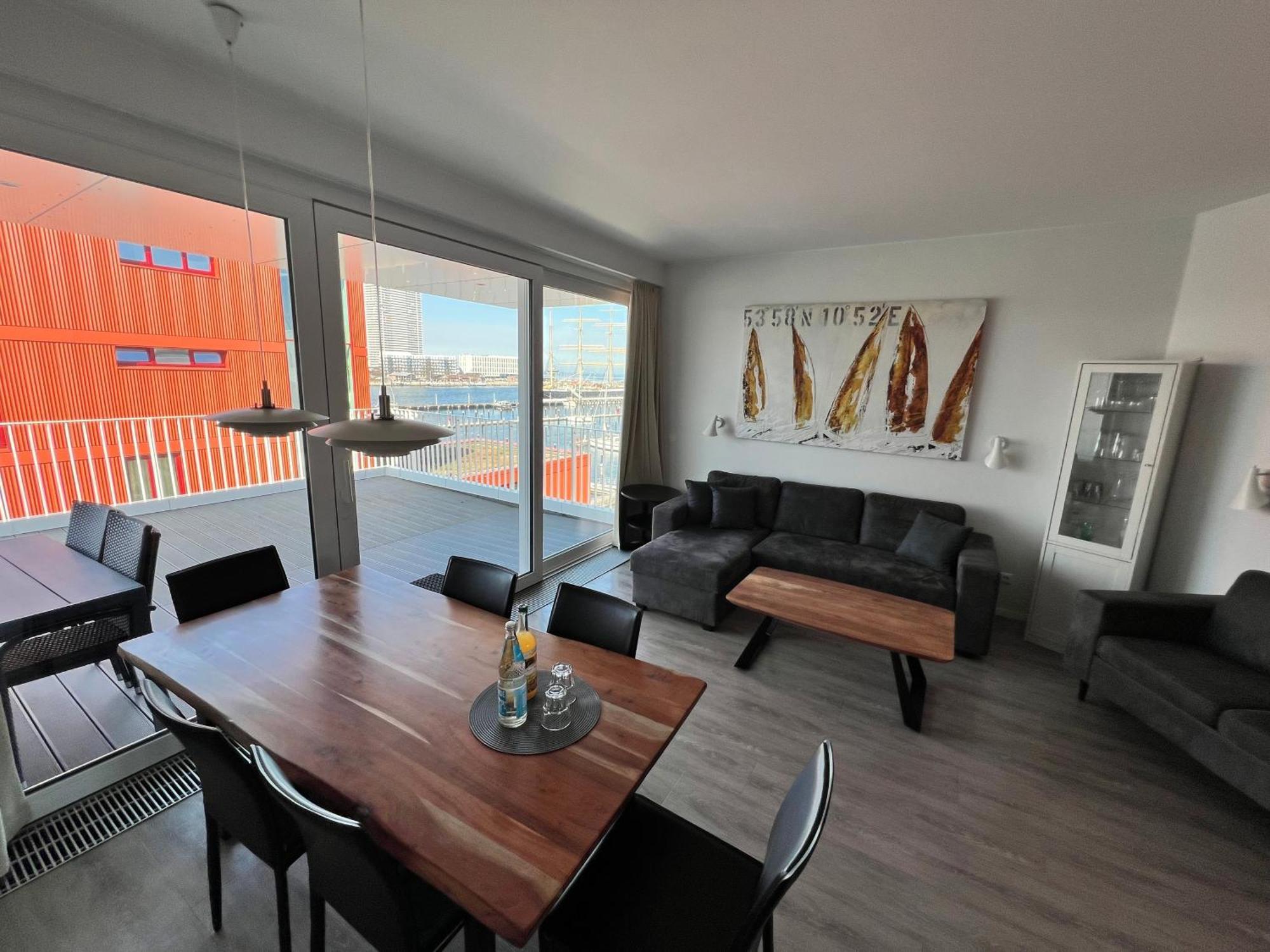 App 9 Penthouse 